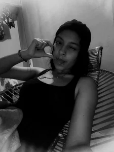 Lyra_SirenNaughty girl 🫣😋! Bild