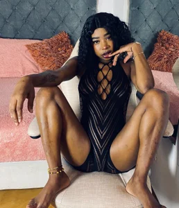 Shantal-Exotic Hey im back 🥵 Pic 4