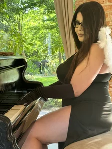 Let s be alone ! de AriaRussell  4 photos