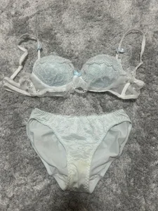 卒業配信プレゼントするもの！ de Sena_o0  2 Imagens