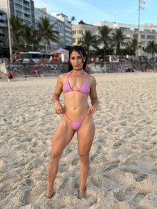 sweetwanda Beach Pic 3