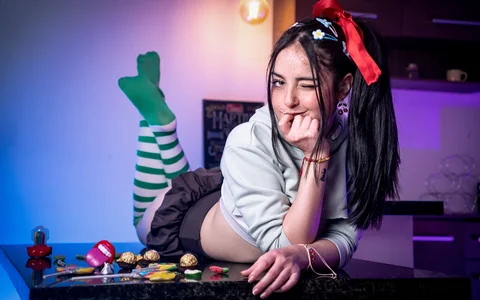 AshleypetitのYour favorite sweet girl Vanellopeの 7枚の写真