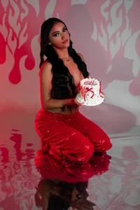 SamantaKane Red Velvet Night for My Birthday 👑 Foto 4