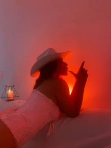 TaniaSmith1 Public Pic 2