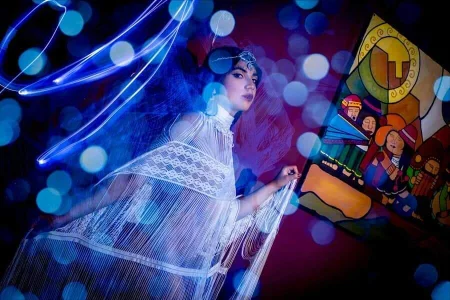 Nina-monroe Native slika