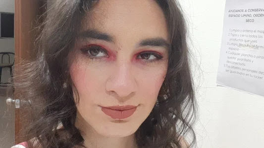 Ellaa_honey My eyes always sparkle ❤️😘 รูป  5