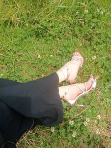 LeanaMaturee Come join me, darling… just you and me, all natural… would you like that? 😏✨ Pic 5