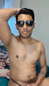 Seewtblack Public Pic 6