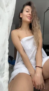 Sellena_love Public Pic 7