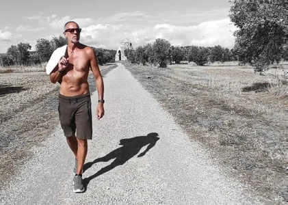 Public de Jones1975  4 Imagens