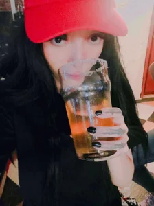 barbara_anal_squirt_ Dame Foto 2