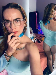 JPavlova_cr: UR GIRL FAV❤🔥 ( 2 фото)