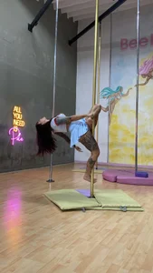 Victoria-swan Poldance รูป  5