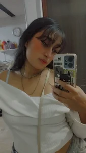 Fenixx_19 You make me feel cute… and oh-so naughty too❤️👅 圖片