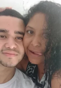 Isabel_and_HecklerIsa Y Heckler图片