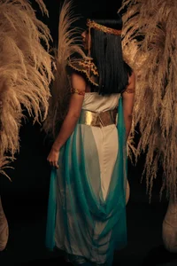 naia_cox A very sensual Cleopatra Foto 5