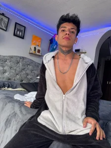 Brandon_05_ 😝🍆 Billede 2