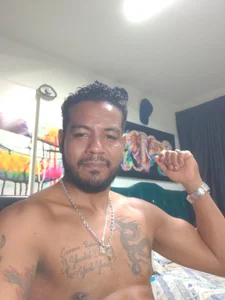 BladeFoxxx1のPublicの 2枚の写真