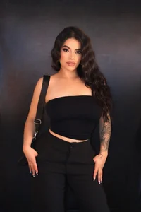 Classic Girl od KateSunder  2 snímek