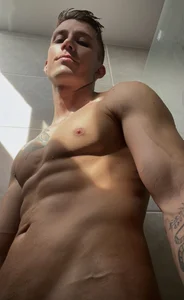 Marks_Saenz1 Public 사진 2