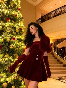 Charlotteblair merry christmas to you. 🍷🎄💋 Foto 2