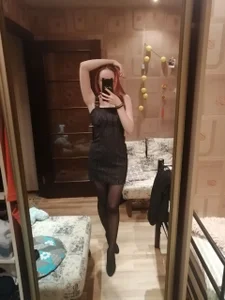 MoonlishSiren Sometimes I like to look classy Pic 3