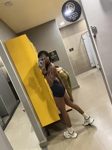 Riri_Blonde10 Gym 💪🏽 รูป  3