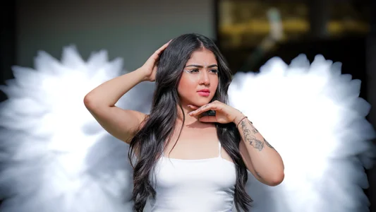 bonnie_sm your precious angel🤍🤍🤍 Foto 2