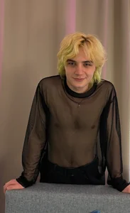 JameMilannTease Me Bild 2