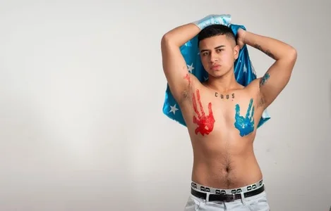 SexyBoy-Bigclit What would you paint me? Pic 2