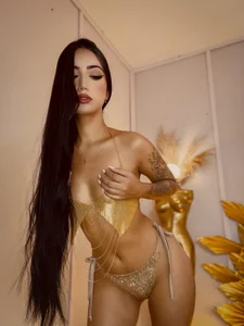 morganlake_: Golden Night 🔥 ( фото)