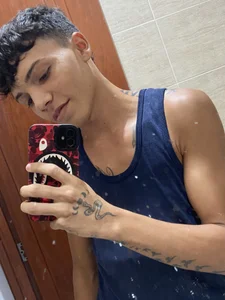 Angel de Red_Diamond_Guy  6 Imagens