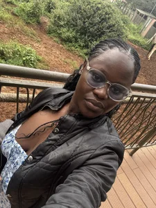 4259esther Public Pic