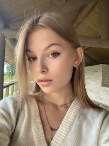 KoriHeeney's XXX Nude Photo 1