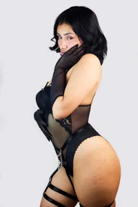 PEACHY_TAY: Public ( 2 фото)