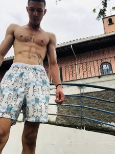 JHOS_20 Enjoy my boy i am going for the gym Poză