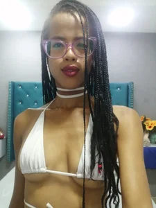 CanellaHotx naughty girl Foto 3