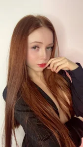 meow_moon_のBetween Shadows and Desire 🔥の 3枚の写真