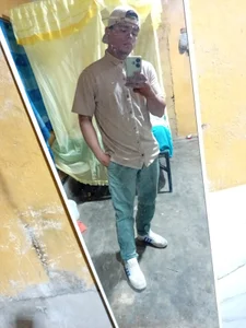 taylor1991V Public Poză 3