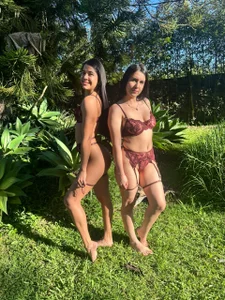 Annarhode: Emma and Anna🤍 ( 7 фото)