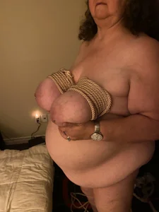 TiguhguhrsRose Newbie 2025 Pic 6