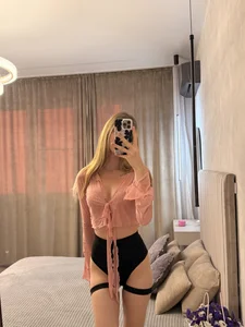 MeganMouris outfits for stream 🤍 Pic 9