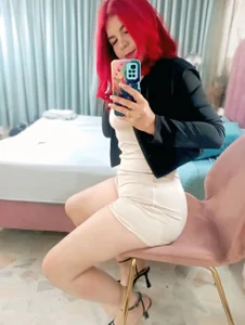 CorineRay Sexy Girld Pic 2