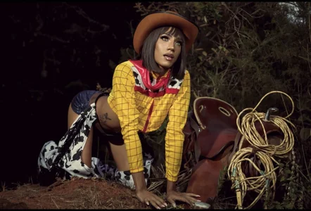 Bunny_Ross Sexy cowgirl 🤠 Pic
