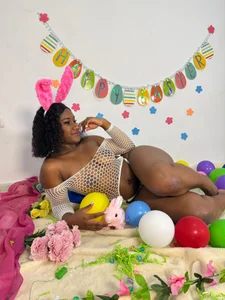 HAPPY EASTER 💛 de Amykord  5 Imagens