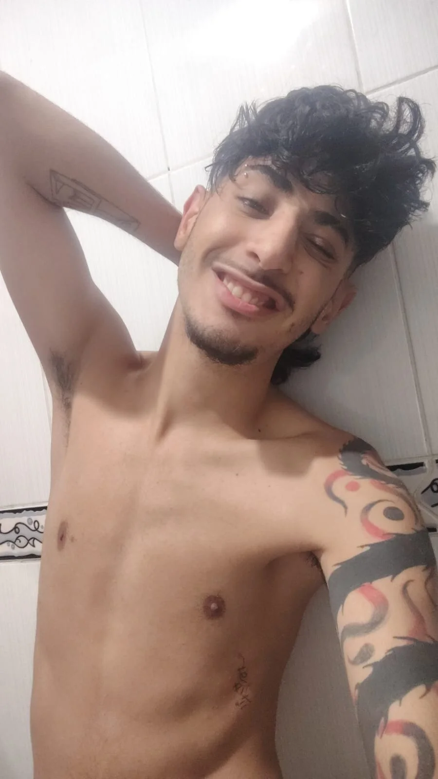 Foto em tendência de SKINNY_BOSS 9244