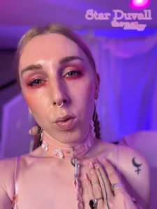StarDuvallのPublicの枚の写真