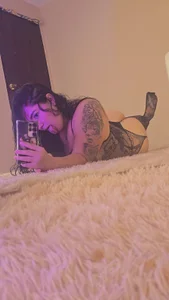 Rhea_Lux Wet lingerie and bare big ass 🍑🤤 Foto