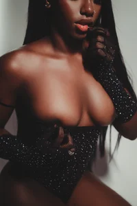 SaraMonroe1 Public slika 6