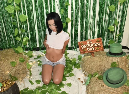 aurora_collinss_ happy st patrick's day 🧙🏼‍♀️🍀✨ Kuva 5